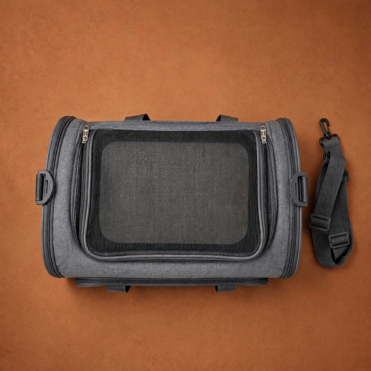 Sac de transport pour chat gris, vu de dessus